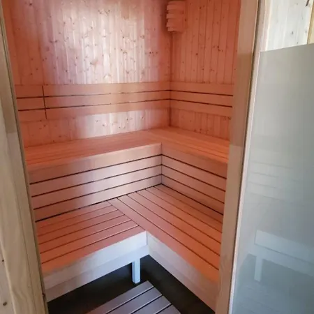 Bursztynowa Laguna * Ustronie Morskie